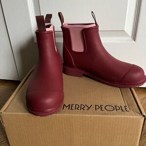 Merry People Women's Burgundy Rain Boots